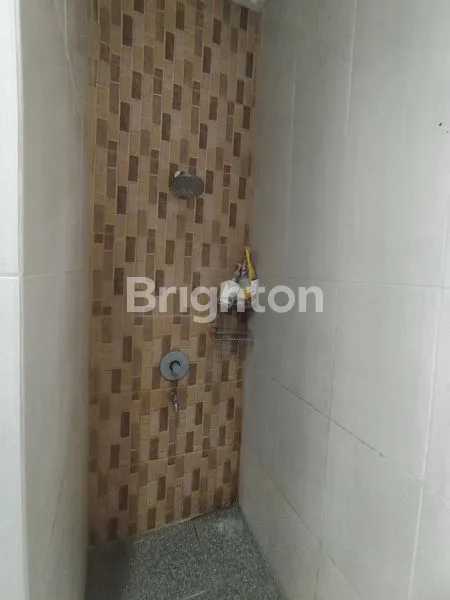 image RUMAH CANTIK 2,5 LANTAI CLUSTER KEBAYORAN VILLAGE BINTARO JAYA TANGERANG SELATAN. (6)