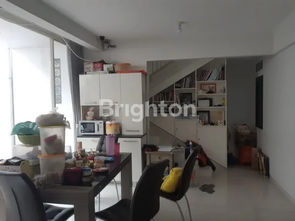 image RUMAH KOMPLEK MANYAR TOMPOTIKA SURABAYA (3)