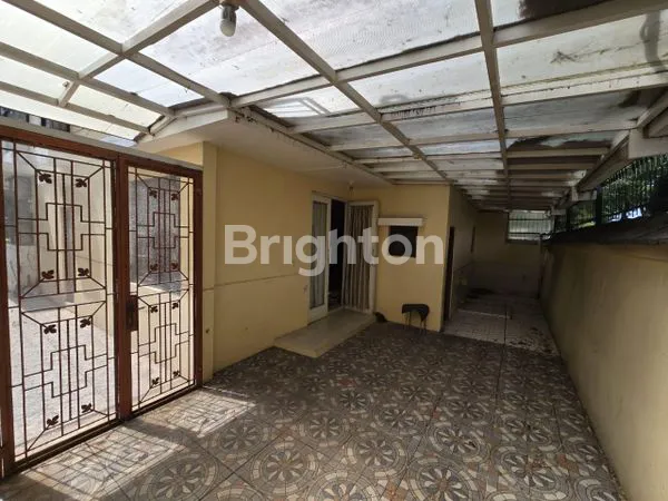 image RUMAH SIAP HUNI TAMAN HOKAIDO LIPPO KARAWACI TANGERANG (2)