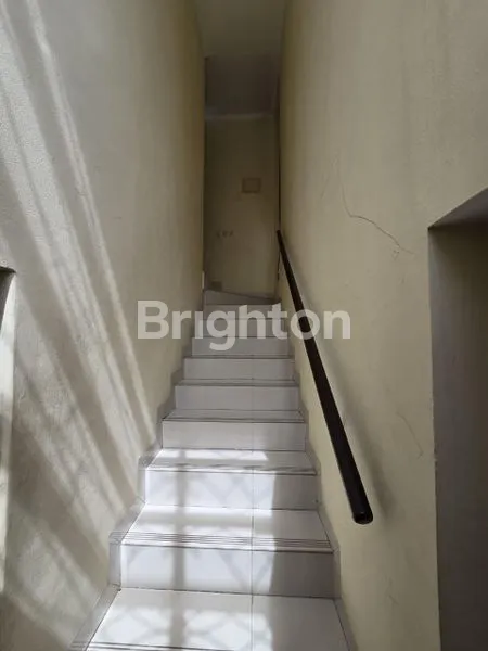 image RUMAH SIAP HUNI TAMAN HOKAIDO LIPPO KARAWACI TANGERANG (4)