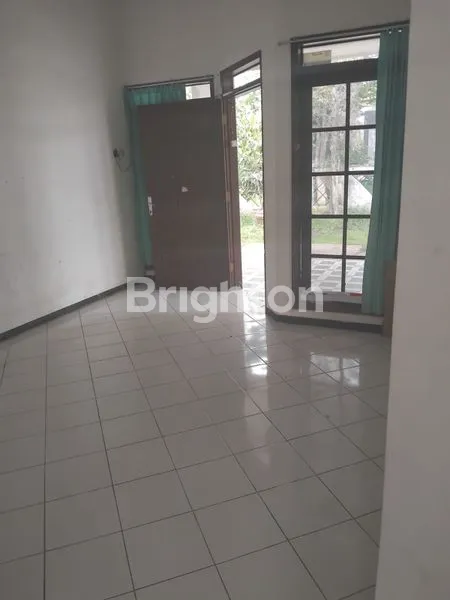 image RUMAH DI BUKIT DIENG KOTA MALANG (2)