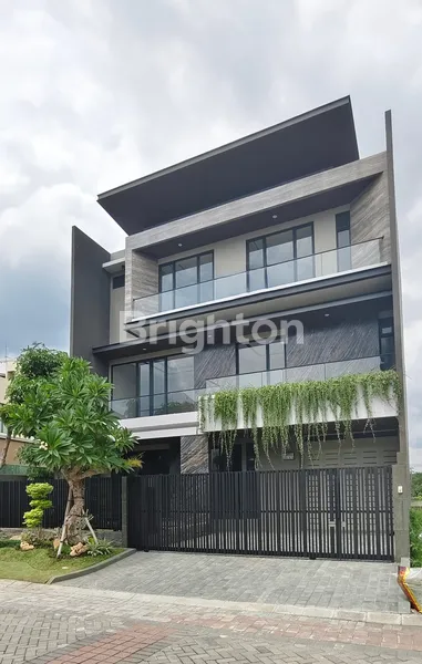 image DIJUAL RUMAH MEWAH CITRALAND SURABAYA (1)