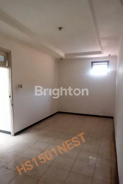 image RUMAH NIRWANA EKSEKUTIF ROW 3 MOBIL, HARGA MURAH (2)