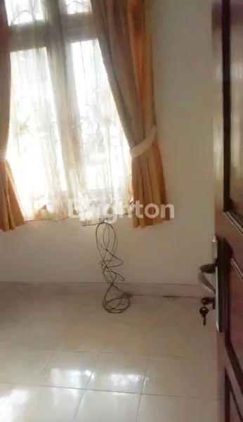 image RUMAH 2 LANTAI DI LOKASII STRATEGIS DI PUSAT KOTA BOGOR (4)