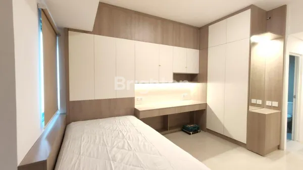image APARTEMEN UC CORNELL FULL FURNISH, TINGGAL BAWA KOPER ! (1)