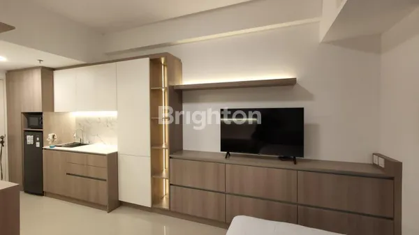 image APARTEMEN UC CORNELL FULL FURNISH, TINGGAL BAWA KOPER ! (3)