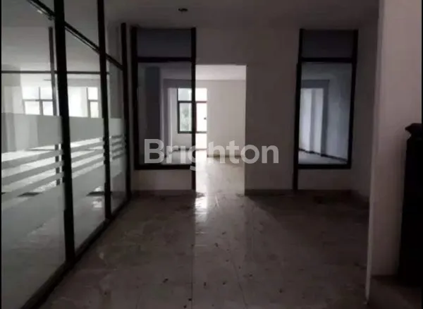 image RUKO AREA KOMERSIAL JL DIPONEGORO NOL JALAN RAYA COCOK UNTUK SEGALA USAHA MAUPUN KANTOR  (3)