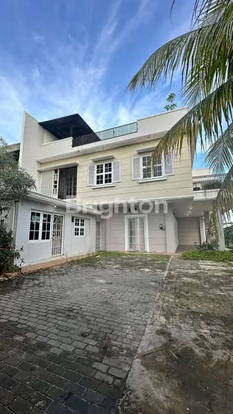 image RUMAH UJUNG JALAN MT HARYONO DAN SYARIFUDDIN YOES (1)