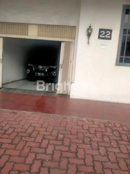 image RUMAH PUSAT KOTA GENTENG DURASIM DEKAT JL. GENTENG BESAR (6)