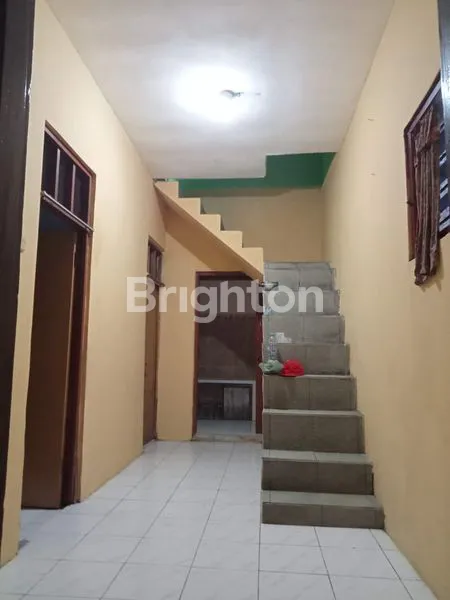 image RUMAH DI PUSAT SURABAYA (4)