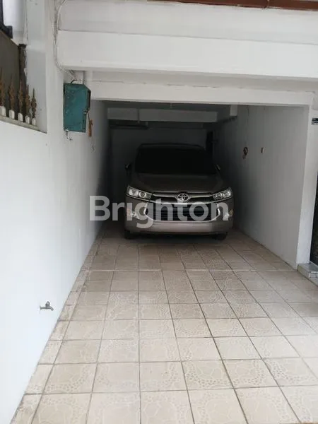 image RUMAH SIAP HUNI TAMAN RATU DURI KEPA JAKARTA BARAT (1)