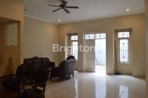 image RUMAH CANTIK CLASSIC MEDITERANIAN (5)