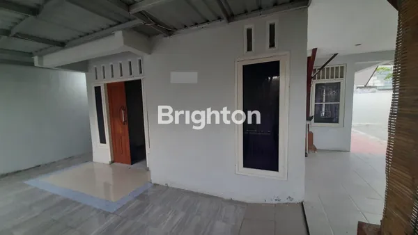 image RUMAH PERUM GRIYA PERMATA HIJAU SIDOARJO POJOK HOOK (3)