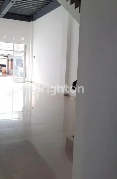 image RUKO STRATEGIS 2 UNIT ( GANDENG) 3 LANTAI DI KELAPA DUA,TANGERANG (5)