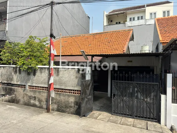 image RUMAH JELAMBAR MADYA TIMUR (2)