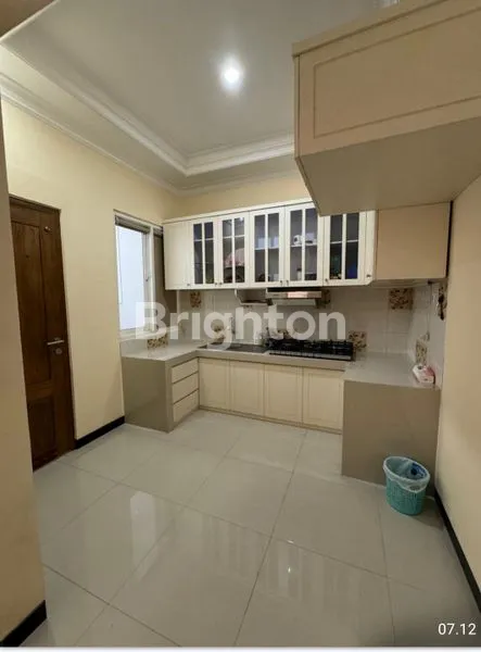 image DIJUAL RUMAH CROWN MANSION LAND (4)