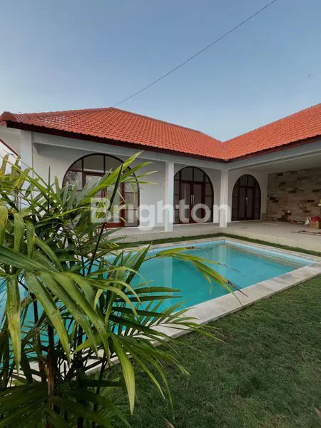 image BRAND NEW VILLA 3 BEDROOM JALAN PANTAI SESEH WALKING DISTANCE  TO THE BEACH (1)