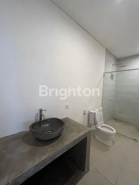 image BRAND NEW VILLA 3 BEDROOM JALAN PANTAI SESEH WALKING DISTANCE  TO THE BEACH (8)