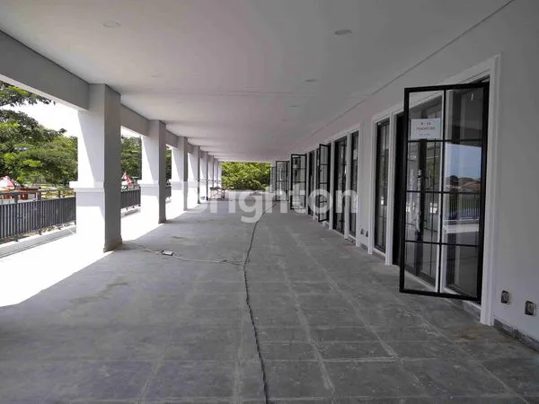 image RUKO KOMERSIAL DI LOKASI STRATEGIS TERBAIK DI KOTA BANDUNG (5)