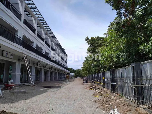image RUKO KOMERSIAL DI LOKASI STRATEGIS TERBAIK DI KOTA BANDUNG (4)