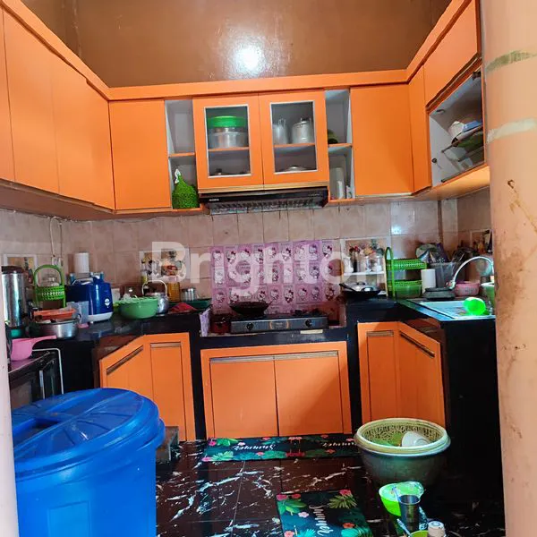 image RUMAH BESAR 2 LANTAI DIJUAL CEPAT DI MANGGAR DEKAT PANTAI (8)