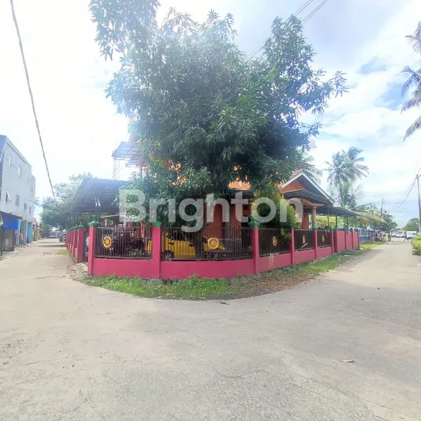 image RUMAH BESAR 2 LANTAI DIJUAL CEPAT DI MANGGAR DEKAT PANTAI (1)