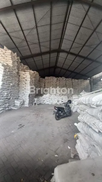 image GUDANG MURAH STRATEGIS DI KOMPLEKS PERGUDANGAN MARGOMULYO MUTIARA DEKAT TOL MARGO TOL MANYAR (3)