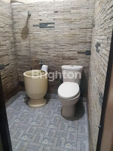 image RUMAH + SALON WANITA DI CIBINONG (3)