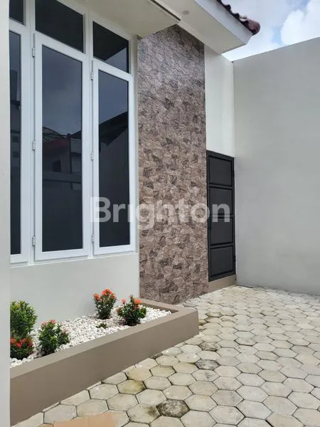 image DIJUAL RUMAH BARU MEWAH REJOMULYO (4)