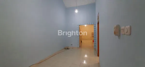 image RUMAH 2 LANTAI TAMAN SURYA (4)