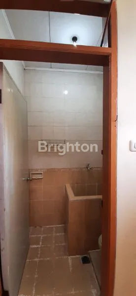 image RUMAH 2 LANTAI TAMAN SURYA (5)