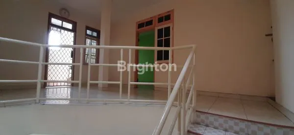 image RUMAH 2 LANTAI TAMAN SURYA (6)