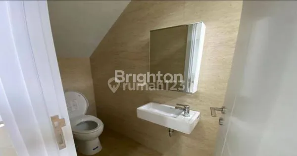 image BINTARO JAYA TANGERANG  (2)