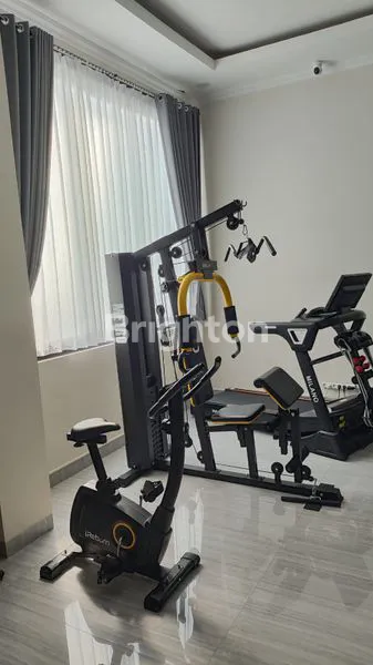 image RUMAH MEWAH GREEN GARDEN RESIDENCE  JAKARTA BARAT (2)