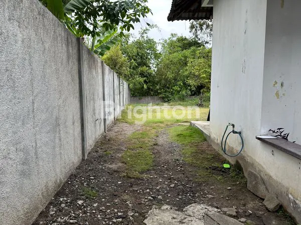 image RUMAH CANTIK LUAS LOKASI DI JOGJA UTARA DEKAT KAMPUS UII (8)