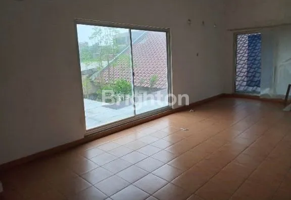 image RUMAH JL. KRESNA SAYAP PAJAJARAN NGANTONG MURAH (5)