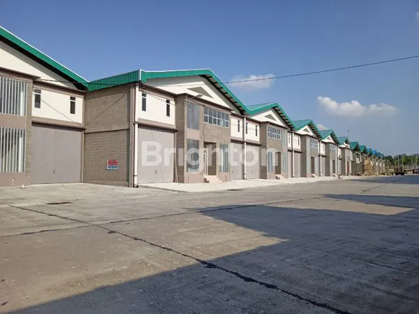image KOMPLEK PERGUDANGAN INTI KOTA PEKANBARU (2)