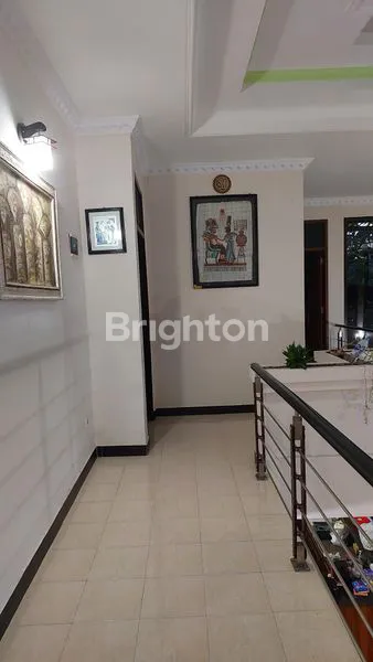 image RUMAH LUAS 600 METER 2 LANTAI DENGAN POOL (7)