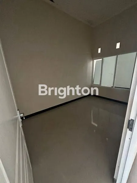 image RUKO 2 LANTAI AREA KARANGPLOSO MALANG (2)