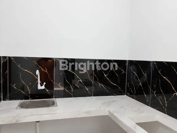 image RUMAH 5 UNIT GANDENG DI HARAPAN INDAH BANGUNAN BARU (5)