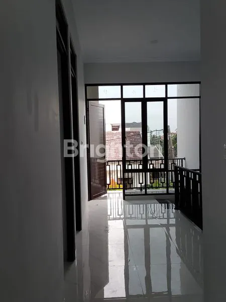 image RUMAH 5 UNIT GANDENG DI HARAPAN INDAH BANGUNAN BARU (2)