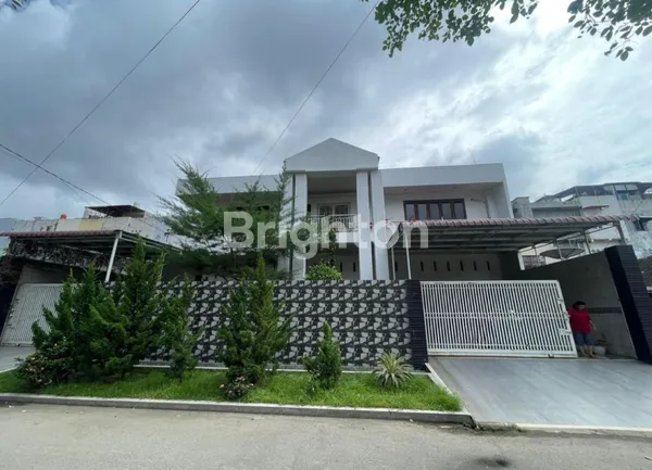 image RUMAH STRATEGIS BANGUNAN KOKOH SIAP HUNI KARANG BEROMBAK MEDAN BARAT (1)