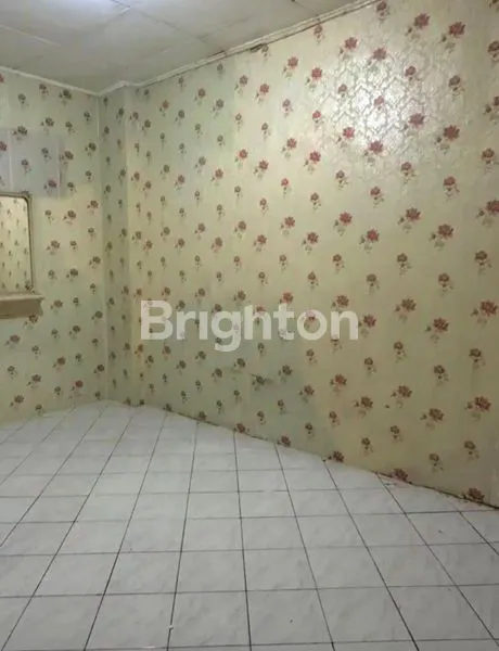 image RUMAH TAMBORA MINIMALIS 2LT LOKASI STRATEGIS JAKARTA BARAT (3)