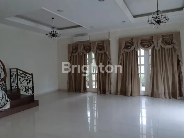 RUMAH DISEWAKAN RAPI DI HOOK SEDIKIT TUSUK SATE BAWA HOOKY