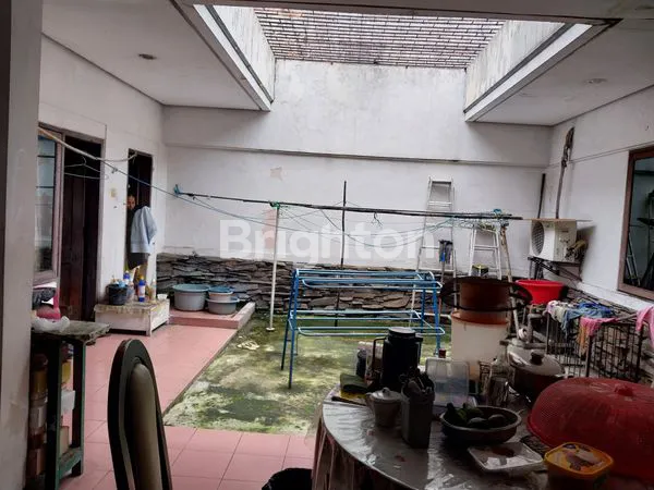 image RUMAH LAMA HITUNG TANAH  LOKASI JL ROKAN DEKAT RS RKZ (6)