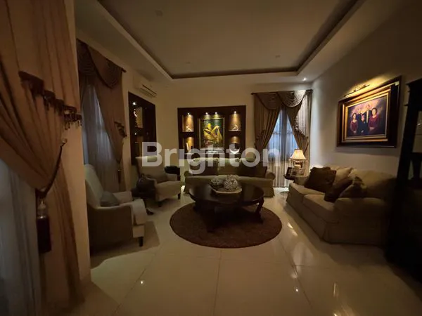 image DIJUAL RUMAH MEWAH  JAKAPERMAI (5)