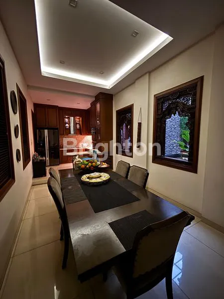 image DIJUAL RUMAH MEWAH  JAKAPERMAI (6)