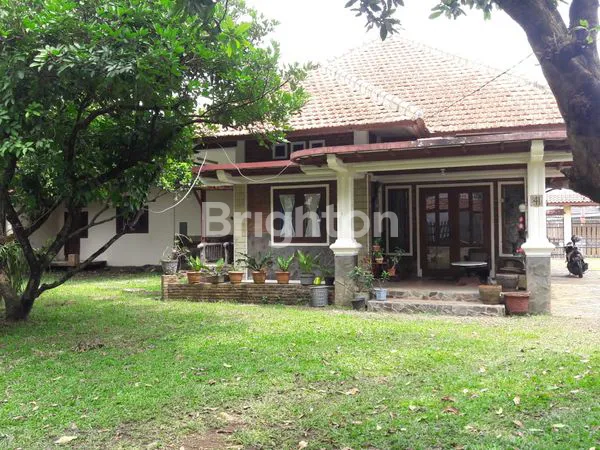 RUMAH TINGGAL RASA VILLA