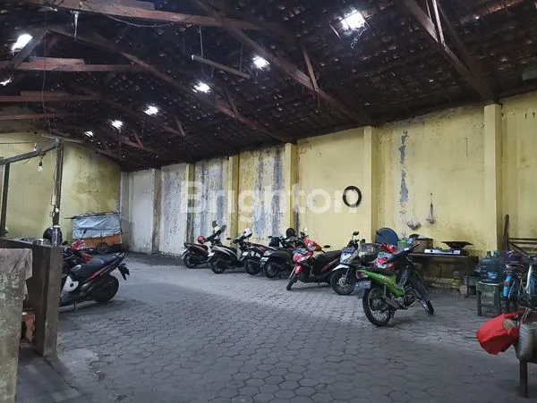 image RUMAH DAN GUDANG (1)