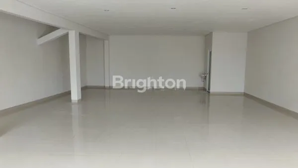 image RUKO STRATEGIS DI KEROBOKAN – LOKASI PREMIUM, SIAP PAKAI! (2)